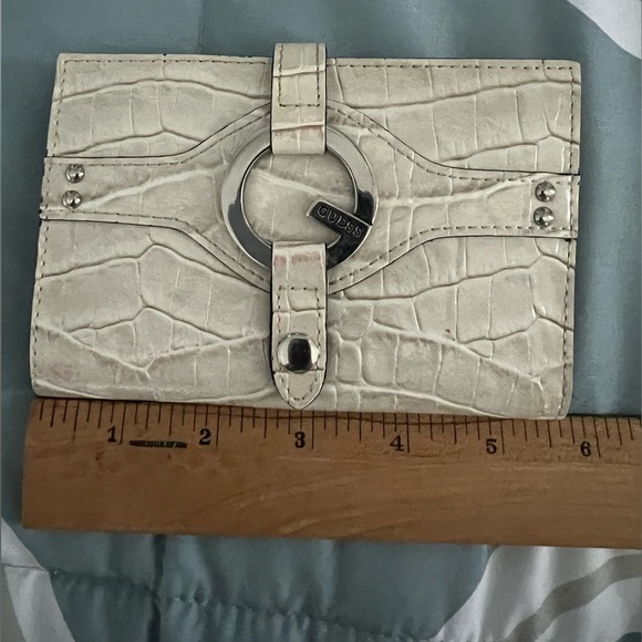 GUESS Crocodile Leather Wallet Off-White - Picture 5 of 7